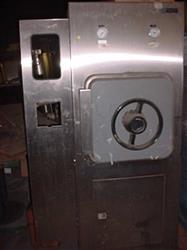 Image PHARMETICS Jacketed Sterilizer, 5 cf - 3 from Bid-on-Equipment.com