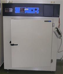 Image VWR HAFO Series Depyrogenation Oven - 1 from Bid-on-Equipment.com