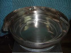 Image SYNTRON Vibratory Cap Feeder w/15" Bowl - 1 from Bid-on-Equipment.com