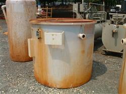 Image 400 Gallon Vertical Polypropylene Tank - 2 from Bid-on-Equipment.com