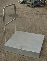 Image 40.5" x 40.5" Aluminum Work Platform w/ 8" Floor Height - 3 from Bid-on-Equipment.com