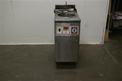 Image CRISPY LITE Chicken Cooker w/ Auto Lift - 1 from Bid-on-Equipment.com