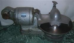 Image HOBART 84142 Commercial Buffalo Food Chopper with 14" Bowl - 1 from Bid-on-Equipment.com