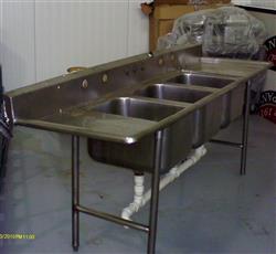 Image ADVANCE FOOD SERVICE 3-Compartment Industrial Sink - 1 from Bid-on-Equipment.com