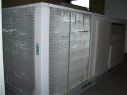 Image 5 Ton LENNOX LGA060HS1G Package Unit - 6 from Bid-on-Equipment.com