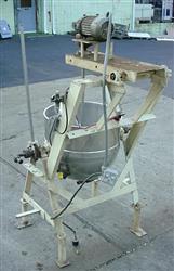 Image 40 Gallon LEE Paddle Agitated Tilting Kettle  - 2 from Bid-on-Equipment.com