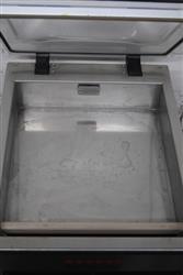 Image HOLLYMATIC VH-10 Vacuum Sealer - 3 from Bid-on-Equipment.com