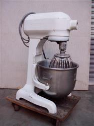 Image 20 Quart HOBART A200 Mixer - 2 from Bid-on-Equipment.com