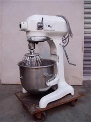 Image 20 Quart HOBART A200 Mixer - 1 from Bid-on-Equipment.com