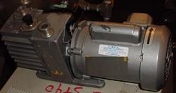 Image .33 HP LEYBOLD VACUUM PRODUCTS Trivac D2A Vacuum Pump - 1 from Bid-on-Equipment.com
