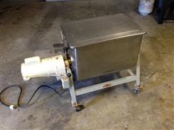 Image LELAND 100 Double Action Food Mixer - 1 from Bid-on-Equipment.com