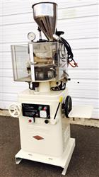 Image 16 Station MANESTY BetaPress  - 3 from Bid-on-Equipment.com