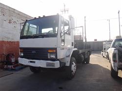Image 1993 FORD CF7000 Truck - 14 from Bid-on-Equipment.com