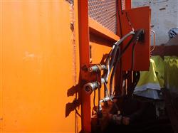 Image 2002 MITSUBISHI Fuso FG 4x4 - 10 from Bid-on-Equipment.com