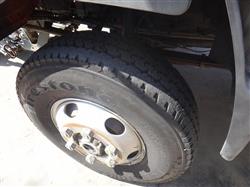 Image 2002 MITSUBISHI Fuso FG 4x4 - 12 from Bid-on-Equipment.com