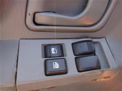 Image 2002 MITSUBISHI Fuso FG 4x4 - 17 from Bid-on-Equipment.com