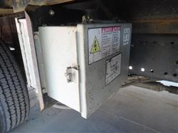 Image 2002 MITSUBISHI Fuso FG 4x4 - 24 from Bid-on-Equipment.com