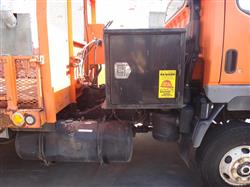 Image 2002 MITSUBISHI Fuso FG 4x4 - 4 from Bid-on-Equipment.com