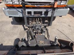 Image 2002 MITSUBISHI Fuso FG 4x4 - 6 from Bid-on-Equipment.com