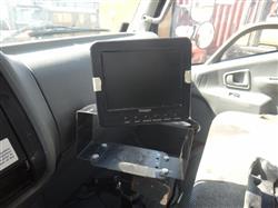 Image 2002 MITSUBISHI Fuso FG 4x4 - 8 from Bid-on-Equipment.com