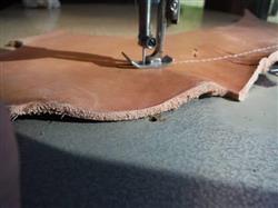 Image PFAFF Industrial Leather Sewing Machine - Reverse, Stitch Length - 12 from Bid-on-Equipment.com