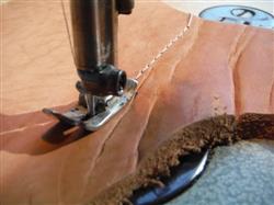 Image PFAFF Industrial Leather Sewing Machine - Reverse, Stitch Length - 13 from Bid-on-Equipment.com
