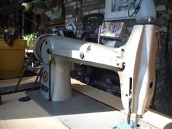 Image PFAFF Industrial Leather Sewing Machine - Reverse, Stitch Length - 2 from Bid-on-Equipment.com