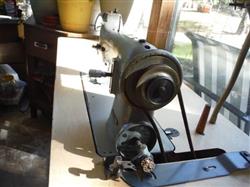 Image PFAFF Industrial Leather Sewing Machine - Reverse, Stitch Length - 5 from Bid-on-Equipment.com