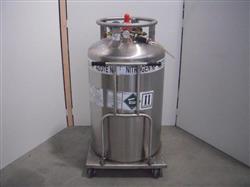 Image PRAXAIR Nitrogen Tank - 3KA 909 M4493 - 1 from Bid-on-Equipment.com