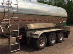 Image STAINLESS TANK & EQUIPMENT CO. Dual Compartment Tanker Trailer - Stainless Steel  - 2 from Bid-on-Equipment.com