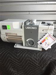 Image LABCONCO Triad Benchtop Freeze Dryer and Labconco Vacuum Pump  - 1 from Bid-on-Equipment.com