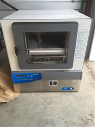 Image LABCONCO Triad Benchtop Freeze Dryer and Labconco Vacuum Pump  - 10 from Bid-on-Equipment.com