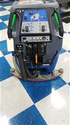 Image 26" WINDSOR CUTTER AutoScrubber Floor Scrubber Dryer with New Batteries - 4 from Bid-on-Equipment.com