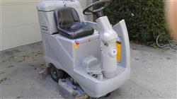Image NILFISK Advance Advenger Floor Scrubber - 1 from Bid-on-Equipment.com