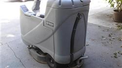 Image NILFISK Advance Advenger Floor Scrubber - 3 from Bid-on-Equipment.com
