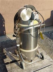Image NILFISK-CFM 118EXP Industrial Vacuum - Stainless Steel   - 3 from Bid-on-Equipment.com
