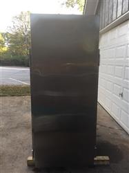 Image TRAULSEN Two Section Pass-Through Refrigerator  - 7 from Bid-on-Equipment.com