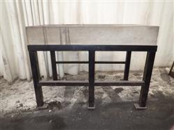 Image MITUTOYO GRAPLATE Surface Plate - 2 from Bid-on-Equipment.com