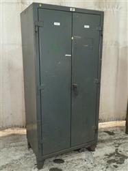 Image STRONG HOLD  Cabinet  - 1 from Bid-on-Equipment.com