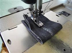 Image PFAFF 1245 Sewing Machine - Walking Foot with Reverse Industrial Leather - 6 from Bid-on-Equipment.com
