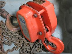 Image LYNX LHH-3A Chain Hoist - 1 from Bid-on-Equipment.com
