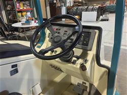 Image TENNANT 7400 Ride On Scrubber - 3 from Bid-on-Equipment.com