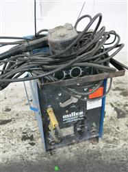 Image MILLER SPOOLMATE 200 Welder - 1 from Bid-on-Equipment.com