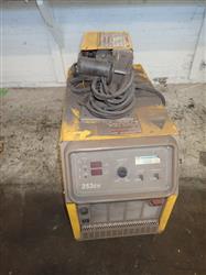 Image ESAB 353 CV Welder  - 3 from Bid-on-Equipment.com