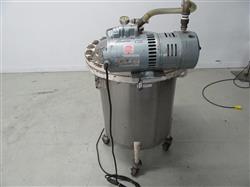 Image 150L Pressurized Tank with Gast Vacuum Pump - 4 from Bid-on-Equipment.com