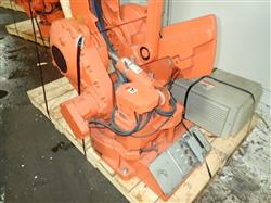 Image ABB IRB 4400 Robot - 2 from Bid-on-Equipment.com