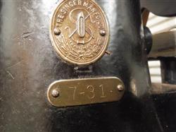 Image SINGER 7-31 Harness Leather Sewing Machine - 2 from Bid-on-Equipment.com