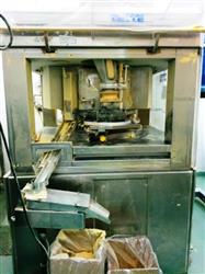 Image FETTE 3090 IC Tablet Press - 11 from Bid-on-Equipment.com