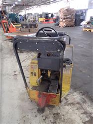 Image COLUMBIA Electric Cart - 3 from Bid-on-Equipment.com
