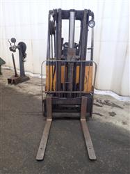 Image CATERPILLAR M50B Electric Forklift - 2 from Bid-on-Equipment.com